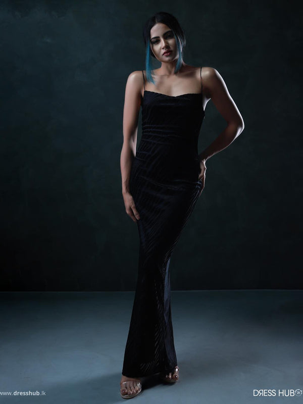 Black bodycon spaghetti strapped back slit maxi dress