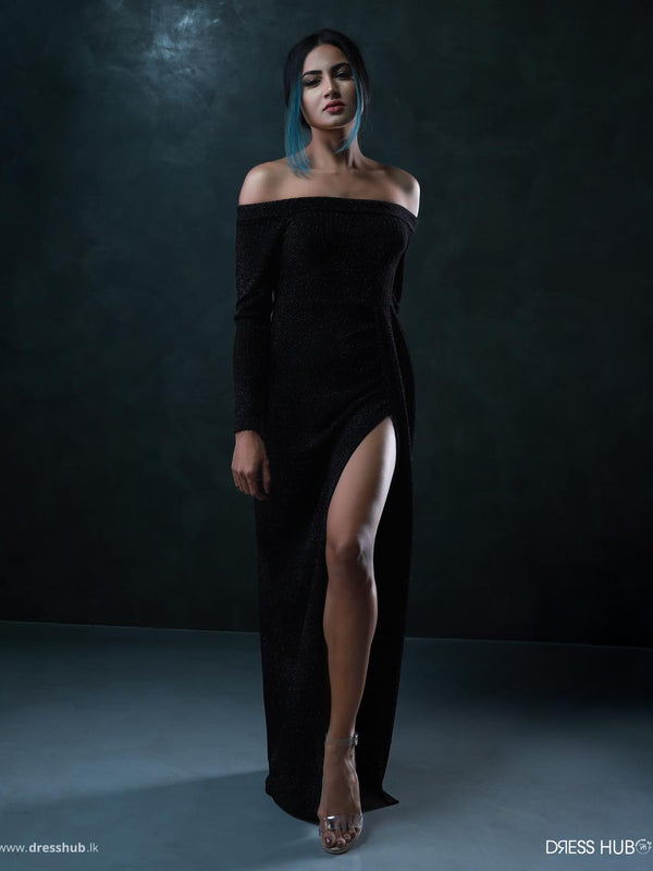 Black Off Shoulder Split Thy Draped Maxi Dress(Matt)