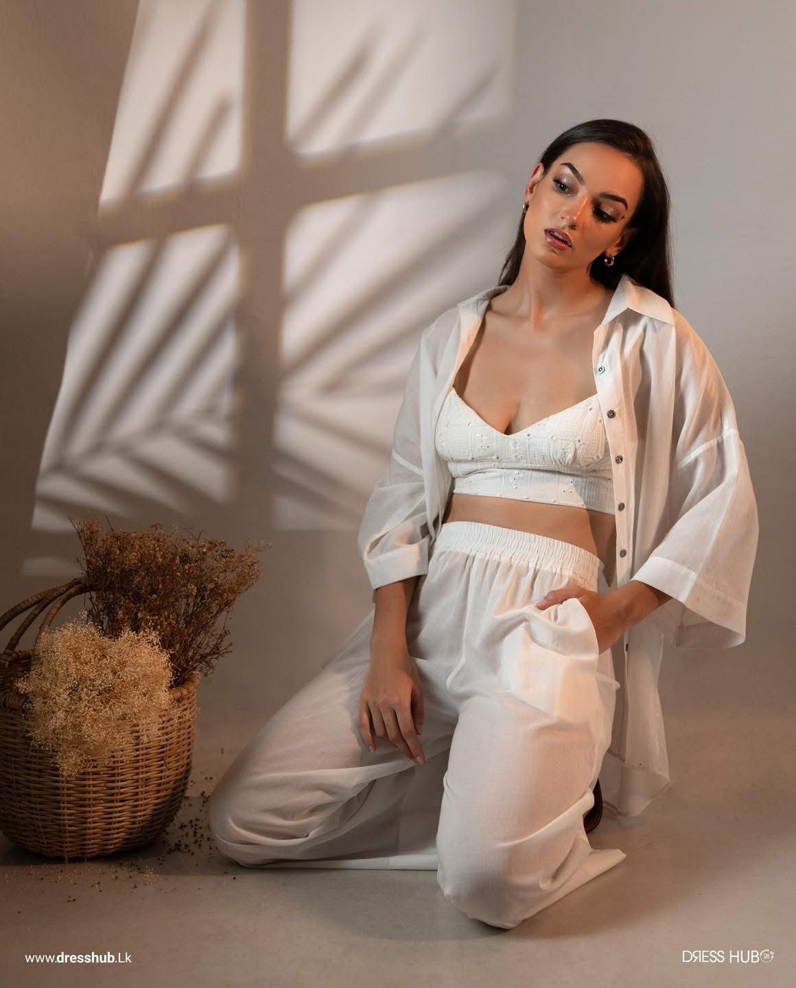 Aura All-White Long Three-Piece Kit